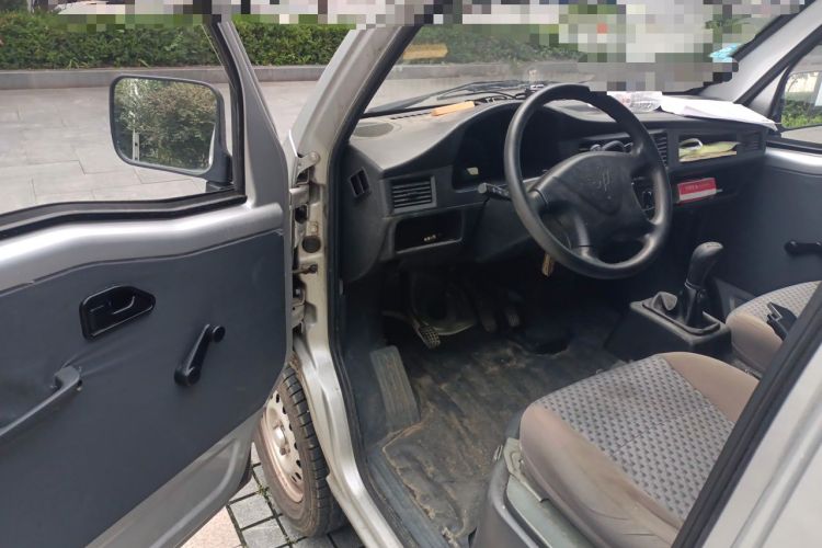 Used Wuling Zhiguang 2020 1.2L Practical Model China VI LSI Driver Seat