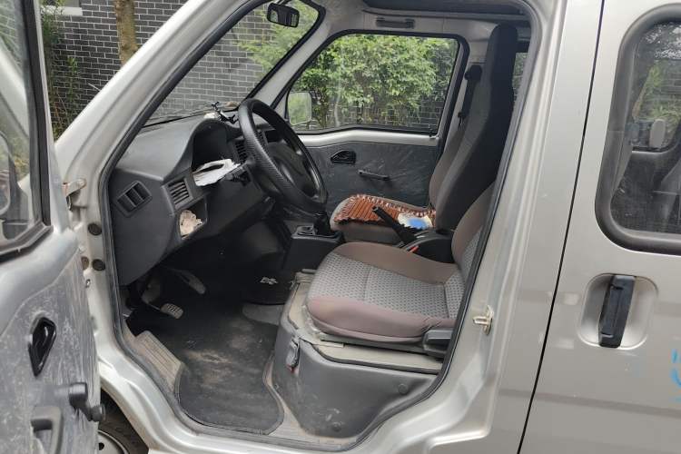 Used Wuling Zhiguang 2020 1.2L Practical Model China VI LSI Driver Seat