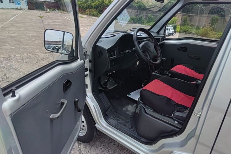 Used Wuling Zhiguang 2020 1.2L Practical Model China VI LSI Driver Seat