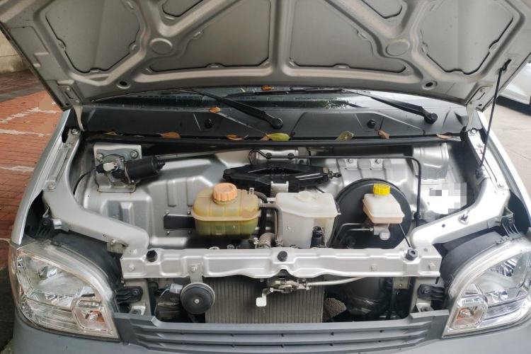 Used Wuling Zhiguang 2020 1.2L Van Utility Model China VI Emission Standard 2 Seats LSI Engine Bay