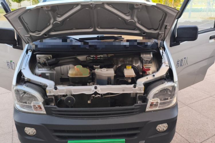 Used Wuling Zhiguang 2020 1.2L Practical Model China VI LSI Engine Bay