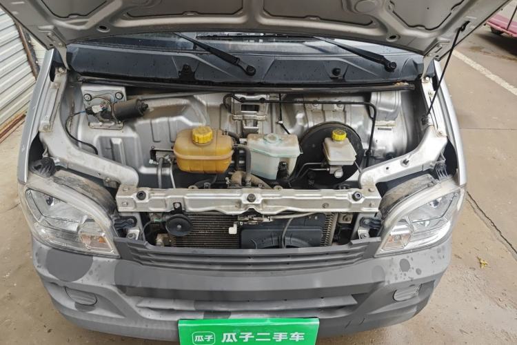 Used Wuling Zhiguang 2020 1.2L Practical Model China VI LSI Engine Bay
