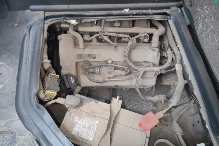 Used Wuling Zhiguang 2020 1.2L Practical Model China VI LSI Engine Bay