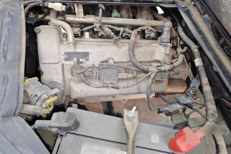 Used Wuling Zhiguang 2020 1.2L Practical Model China VI LSI Engine Bay
