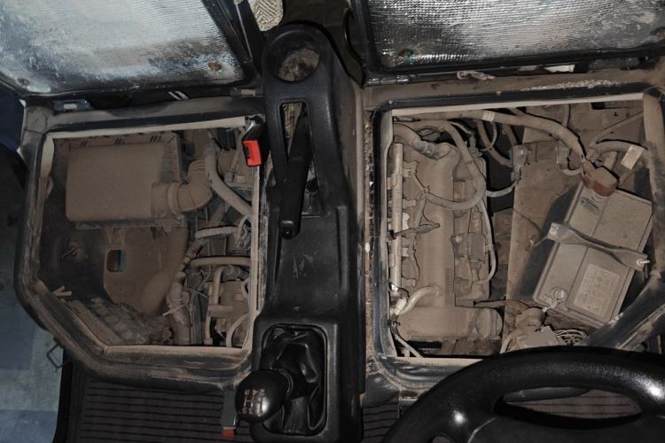 Used Wuling Zhiguang 2020 1.2L Practical Model China VI LSI Engine Bay