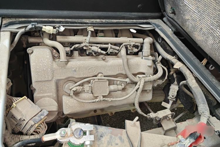 Used Wuling Zhiguang 2020 1.2L Practical Model China VI LSI Engine Bay