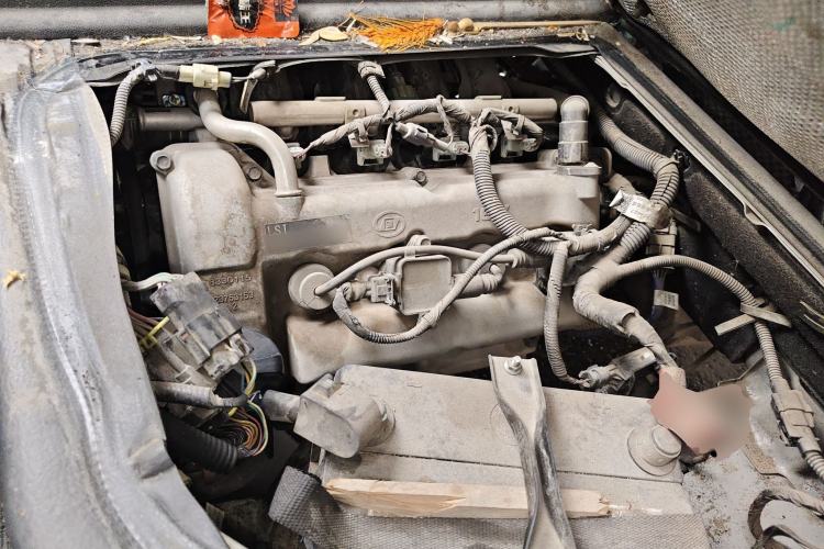 Used Wuling Zhiguang 2020 1.2L Practical Model China VI LSI Engine Bay