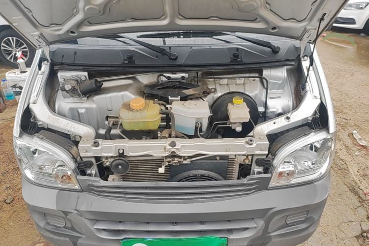 Used Wuling Zhiguang 2020 1.2L Van Utility Model China VI Emission Standard 2 Seats LSI Engine Bay