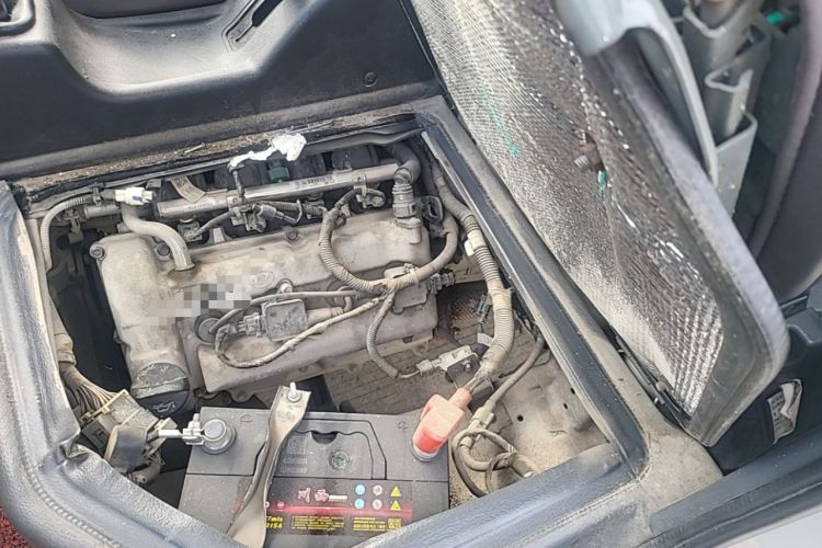 Used Wuling Zhiguang 2020 1.2L Practical Model China VI LSI Engine Bay Left