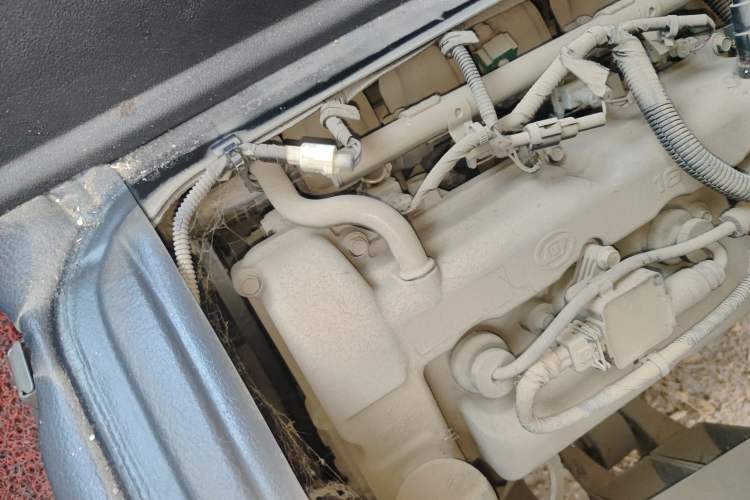 Used Wuling Zhiguang 2020 1.2L Practical Model China VI LSI Engine Bay Left