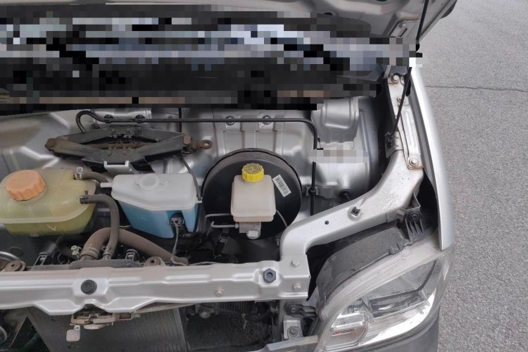 Used Wuling Zhiguang 2020 1.2L Practical Model China VI LSI Engine Bay Left
