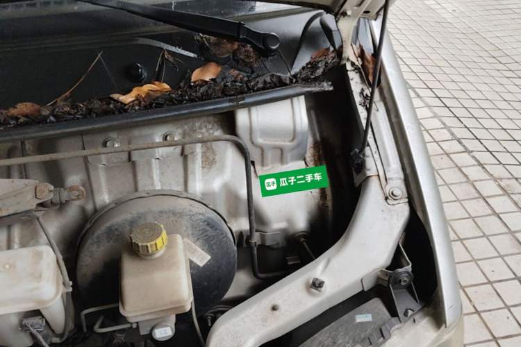 Used Wuling Zhiguang 2020 1.2L Practical Model China VI LSI Engine Bay Left