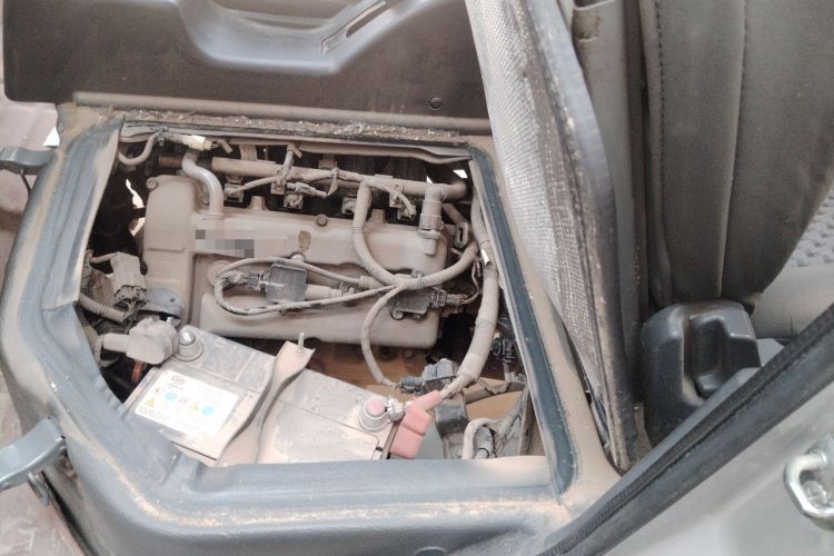 Used Wuling Zhiguang 2020 1.2L Practical Model China VI LSI Engine Bay Left