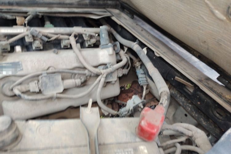 Used Wuling Zhiguang 2020 1.2L Practical Model China VI LSI Engine Bay Left