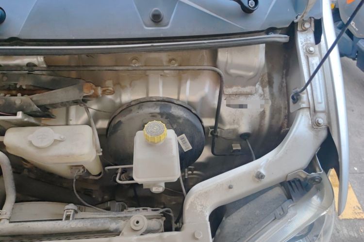 Used Wuling Zhiguang 2020 1.2L Practical Model China VI LSI Engine Bay Left