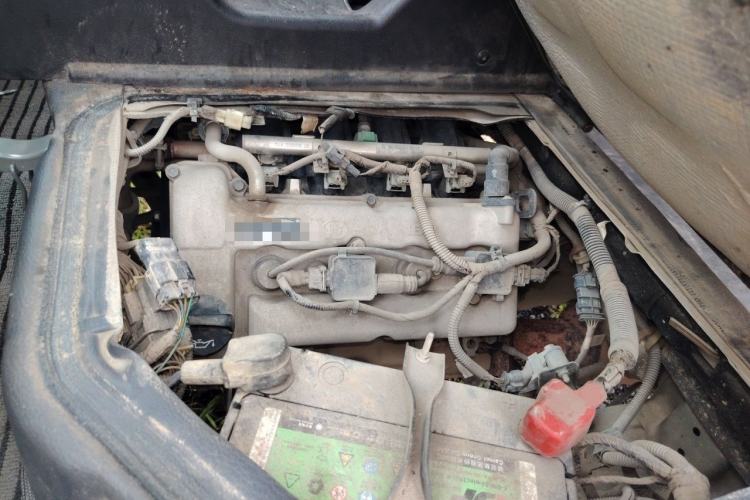 Used Wuling Zhiguang 2020 1.2L Practical Model China VI LSI Engine Bay
