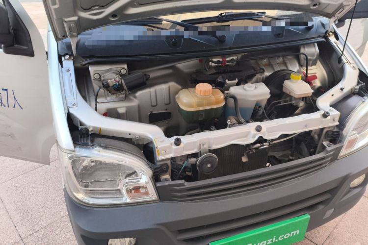 Used Wuling Zhiguang 2020 1.2L Practical Model China VI LSI Engine Bay Right