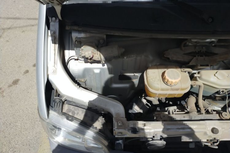 Used Wuling Zhiguang 2020 1.2L Practical Model China VI LSI Engine Bay Right