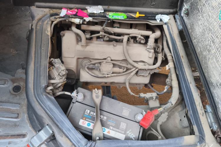 Used Wuling Zhiguang 2020 1.2L Practical Model China VI LSI Engine Bay Right