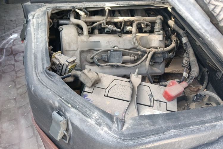 Used Wuling Zhiguang 2020 1.2L Practical Model China VI LSI Engine Bay Right