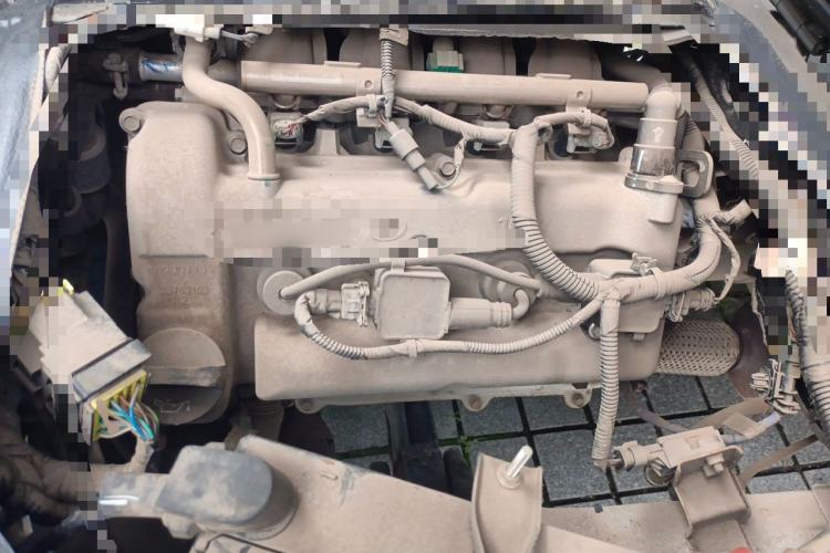 Used Wuling Zhiguang 2020 1.2L Practical Model China VI LSI Engine Bay