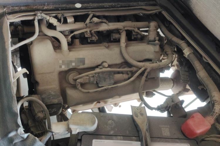 Used Wuling Zhiguang 2020 1.2L Van Utility Model China VI Emission Standard 2 Seats LSI Engine Bay