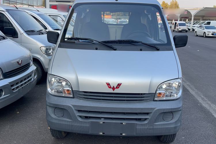 Used Wuling Zhiguang 2020 1.2L Van Utility Model China VI Emission Standard 2 Seats LSI Exterior 1