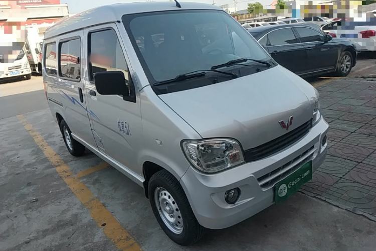 Used Wuling Zhiguang 2020 1.2L Practical Model China VI LSI Exterior 1
