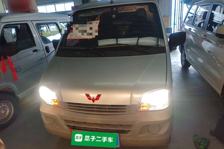 Used Wuling Zhiguang 2020 1.2L Van Utility Model China VI Emission Standard 2 Seats LSI Exterior 1