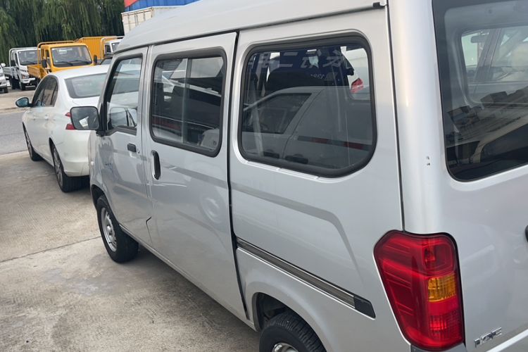 Used Wuling Zhiguang 2020 1.2L Practical Model China VI LSI Exterior 2