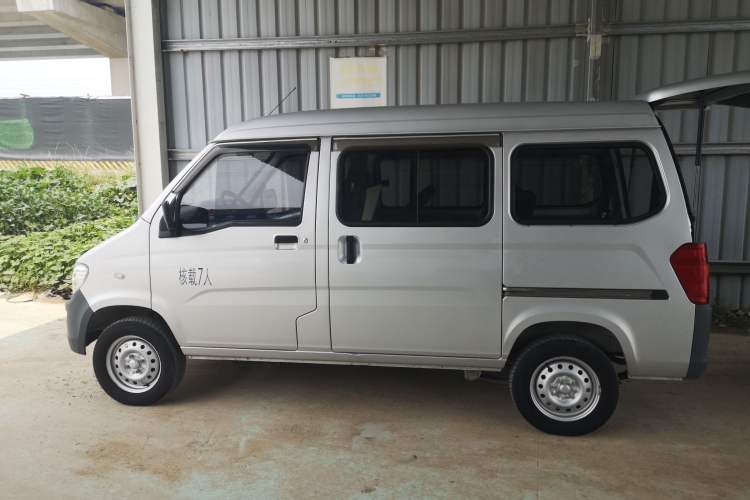 Used Wuling Zhiguang 2020 1.2L Practical Model China VI LSI Exterior 3