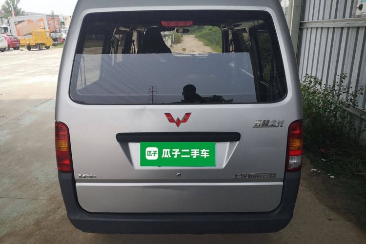 Used Wuling Zhiguang 2020 1.2L Practical Model China VI LSI Exterior 4