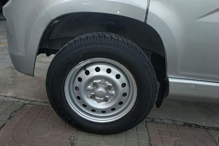 Used Wuling Zhiguang 2020 1.2L Practical Model China VI LSI Exterior 4