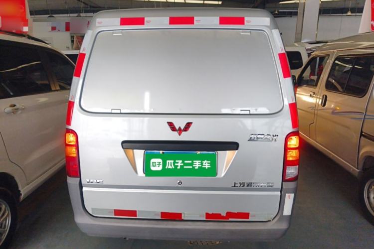 Used Wuling Zhiguang 2020 1.2L Van Utility Model China VI Emission Standard 2 Seats LSI Exterior 4