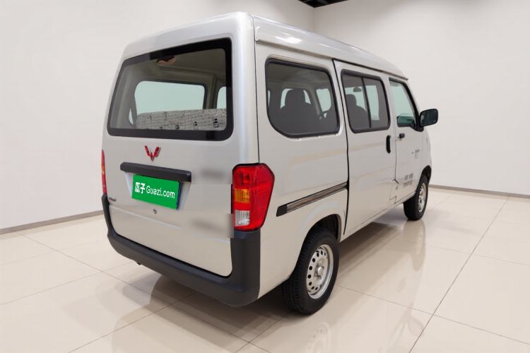Used Wuling Zhiguang 2020 1.2L Practical Model China VI LSI Exterior 5