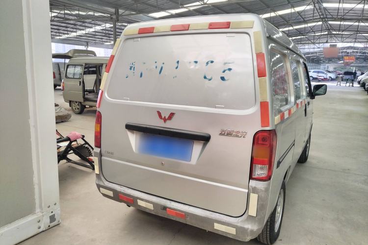 Used Wuling Zhiguang 2020 1.2L Van Utility Model China VI Emission Standard 2 Seats LSI Exterior 5