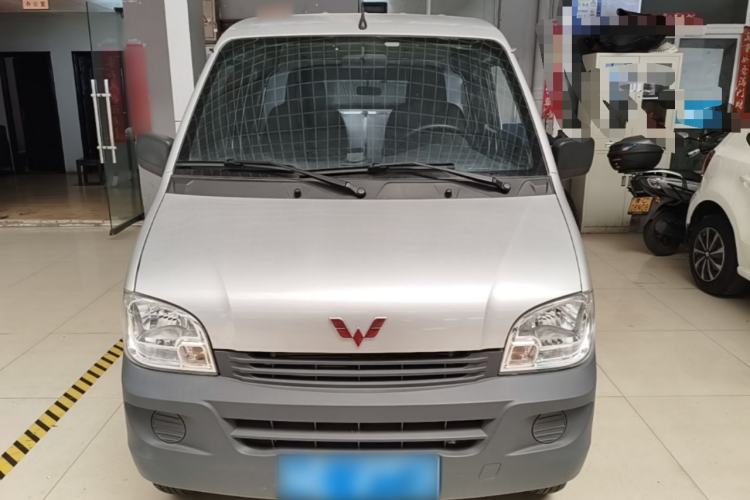 Used Wuling Zhiguang 2020 1.2L Van Utility Model China VI Emission Standard 2 Seats LSI Front