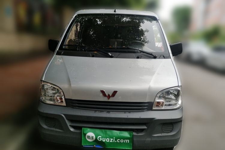 Used Wuling Zhiguang 2020 1.2L Van Utility Model China VI Emission Standard 2 Seats LSI Front