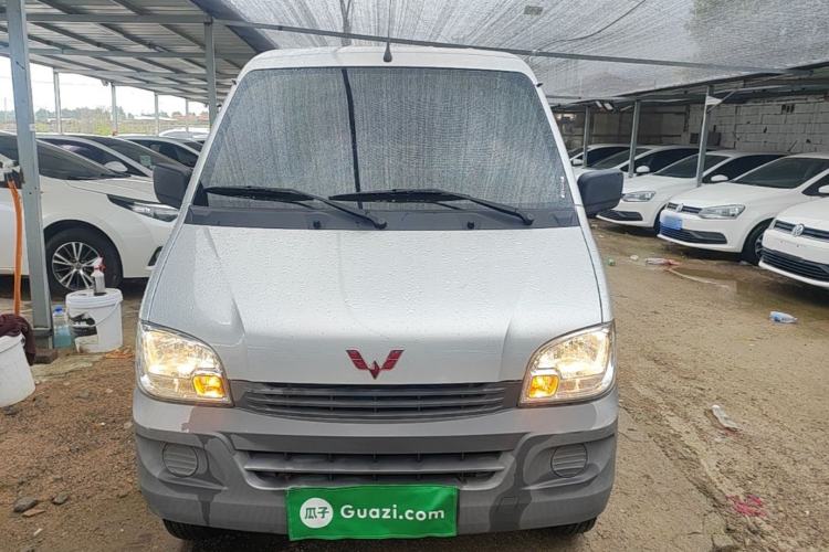Used Wuling Zhiguang 2020 1.2L Van Utility Model China VI Emission Standard 2 Seats LSI Front