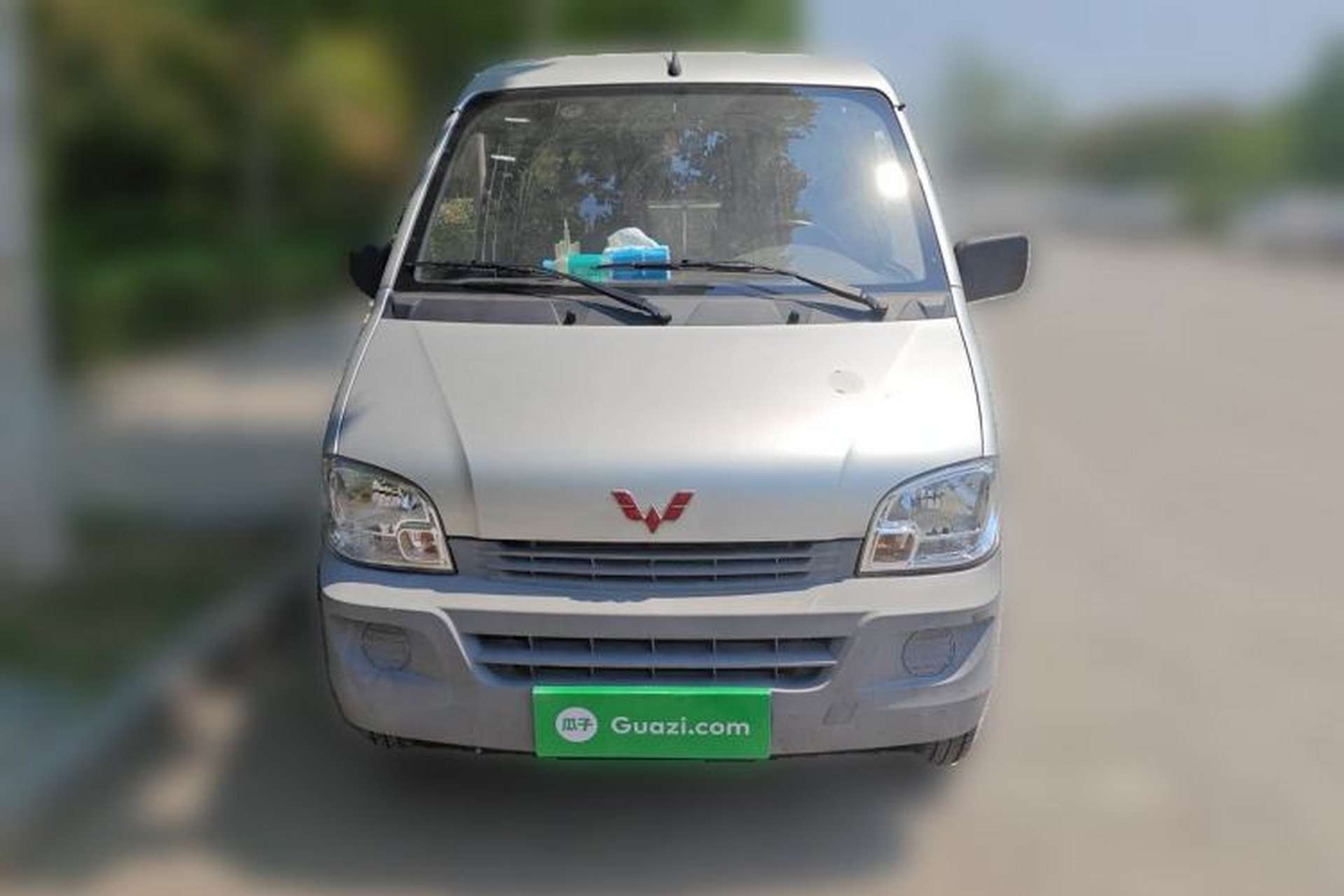Used Wuling Zhiguang 2020 1.2L Van Utility Model China VI Emission Standard 2 Seats LSI Front