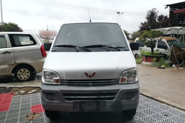 Used Wuling Zhiguang 2020 1.2L Van Utility Model China VI Emission Standard 2 Seats LSI Front