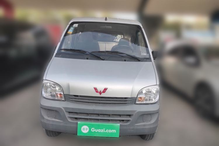 Used Wuling Zhiguang 2020 1.2L Van Utility Model China VI Emission Standard 2 Seats LSI Front