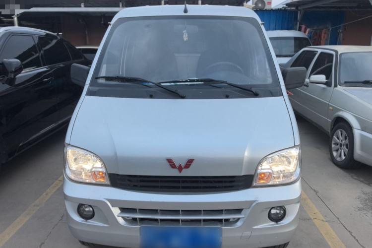 Used Wuling Zhiguang 2020 1.2L Van Utility Model China VI Emission Standard 2 Seats LSI Front
