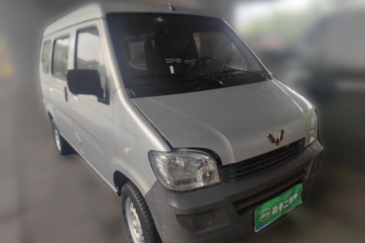 Used Wuling Zhiguang 2020 1.2L Practical Model China VI LSI Front Right 45 Deg