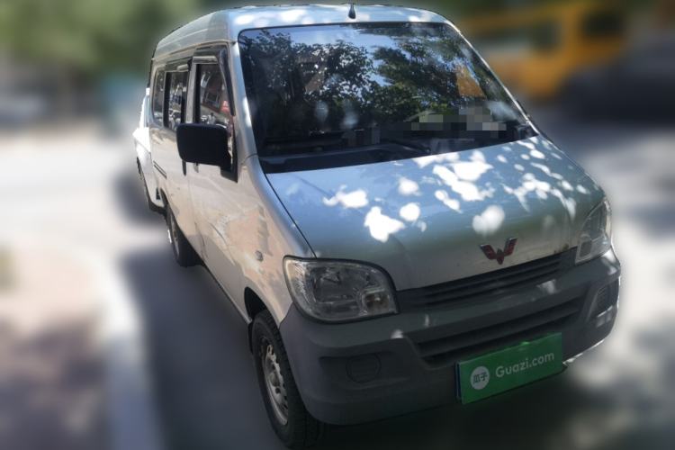 Used Wuling Zhiguang 2020 1.2L Practical Model China VI LSI Front Right 45 Deg