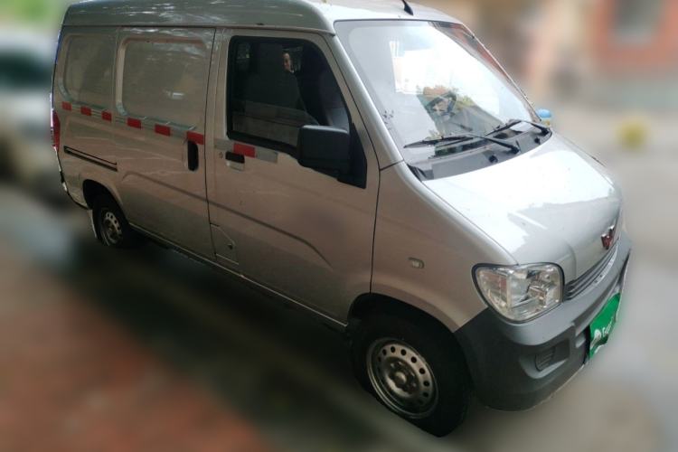 Used Wuling Zhiguang 2020 1.2L Van Utility Model China VI Emission Standard 2 Seats LSI Front Right 45 Deg