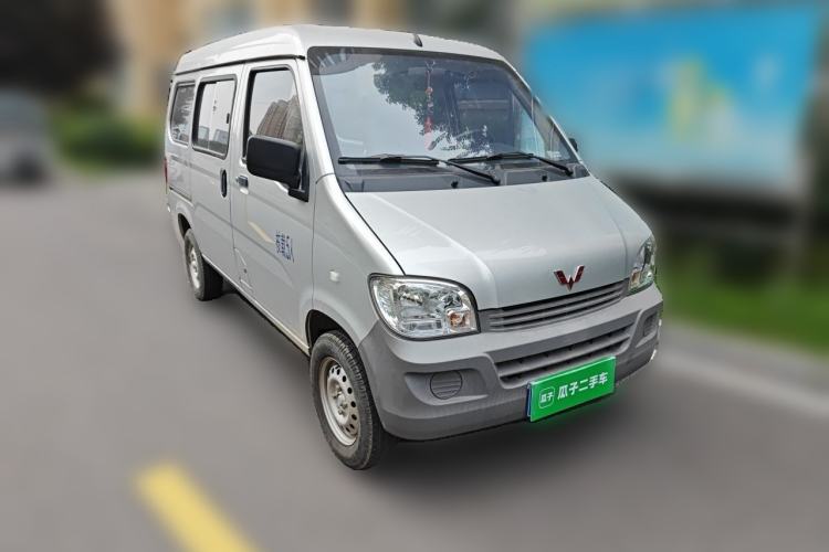 Used Wuling Zhiguang 2020 1.2L Practical Model China VI LSI Front Right 45 Deg