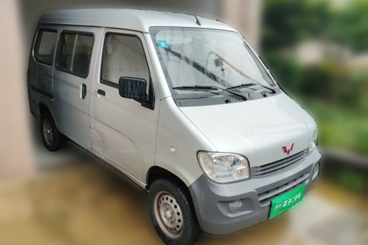 Used Wuling Zhiguang 2020 1.2L Practical Model China VI LSI Front Right 45 Deg