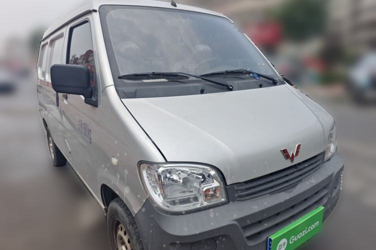 Used Wuling Zhiguang 2020 1.2L Van Utility Model China VI Emission Standard 2 Seats LSI Front Right 45 Deg