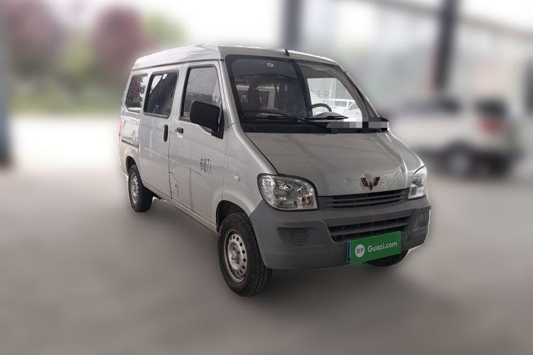 Used Wuling Zhiguang 2020 1.2L Practical Model China VI LSI Front Right 45 Deg